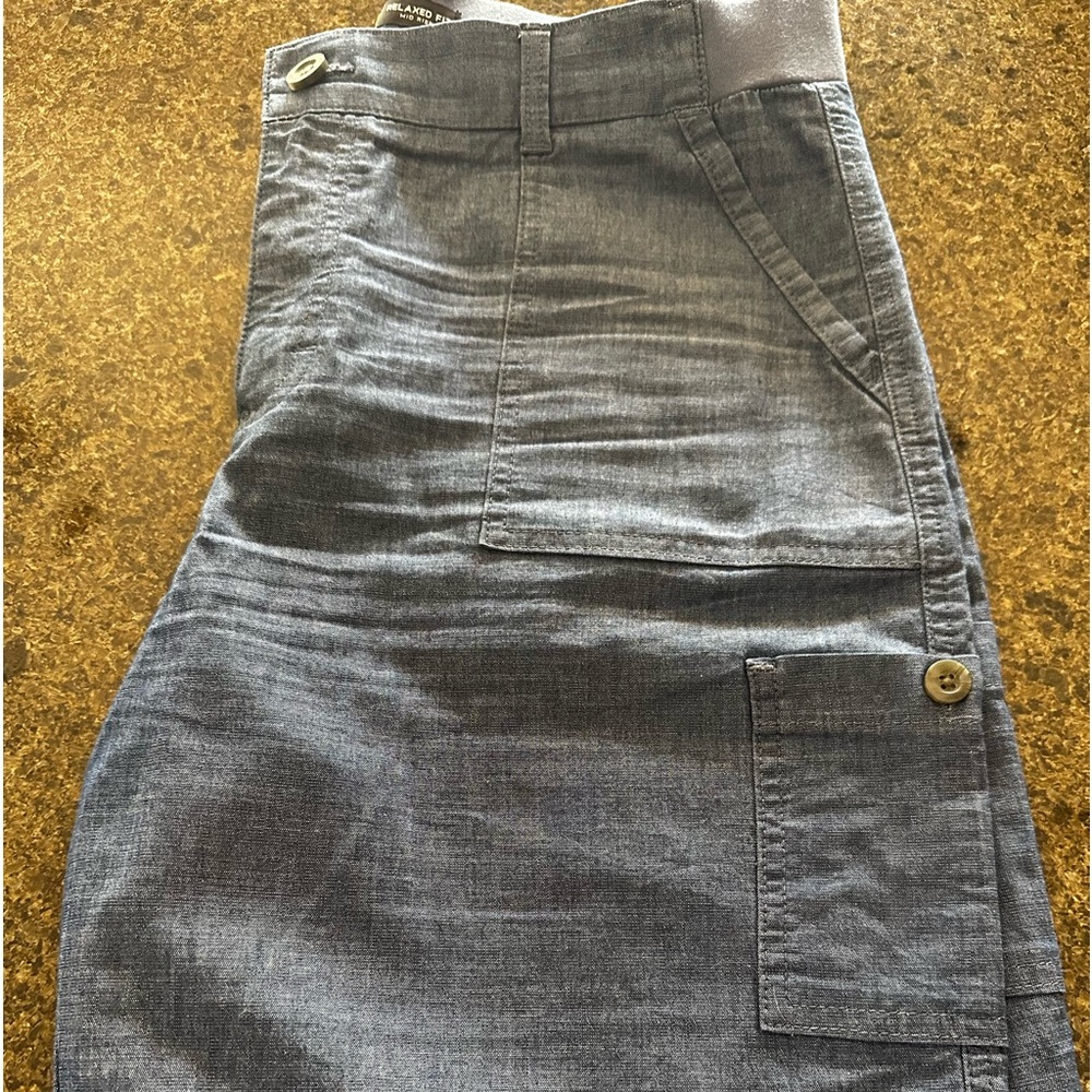 Lee relaxed for mid rise shorts. Size 10